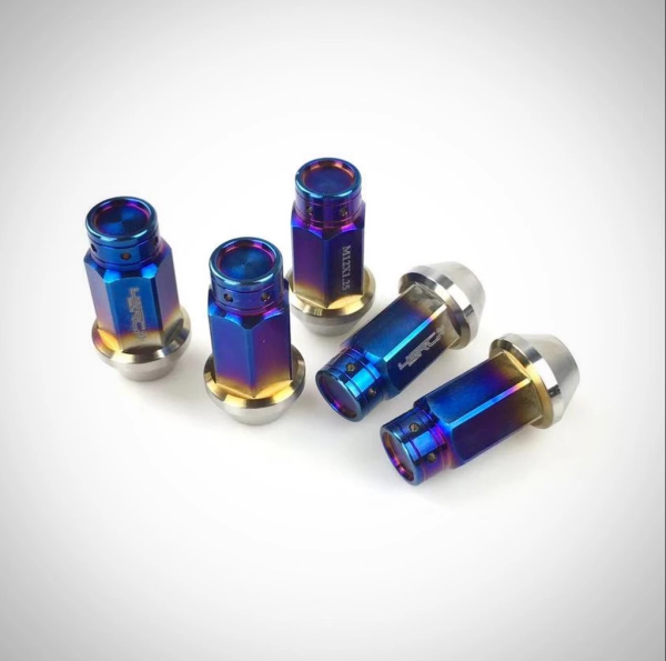 4SRC Titanium Radmutter